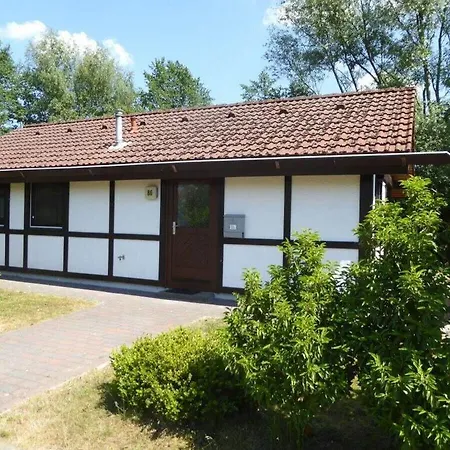 Feriehus By The Pond